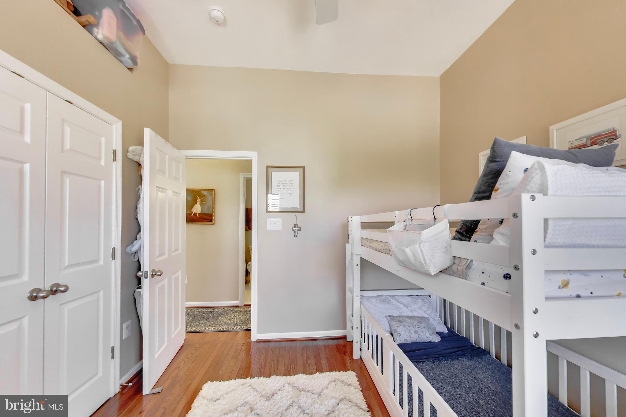 BURKE MILL COVE - Residential