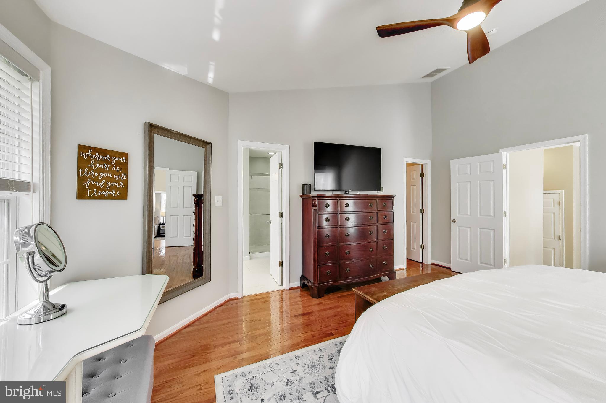 BURKE MILL COVE - Residential