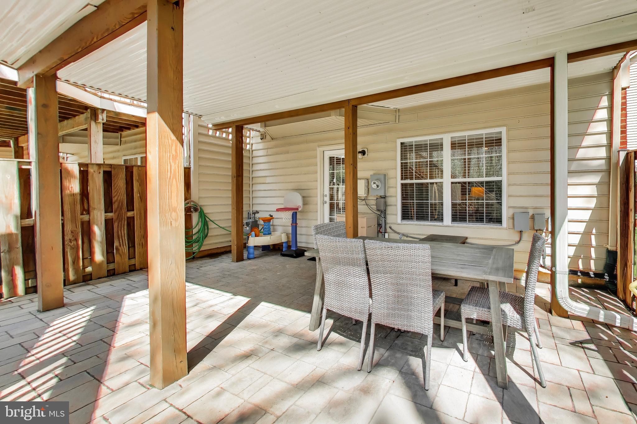 BURKE MILL COVE - Residential