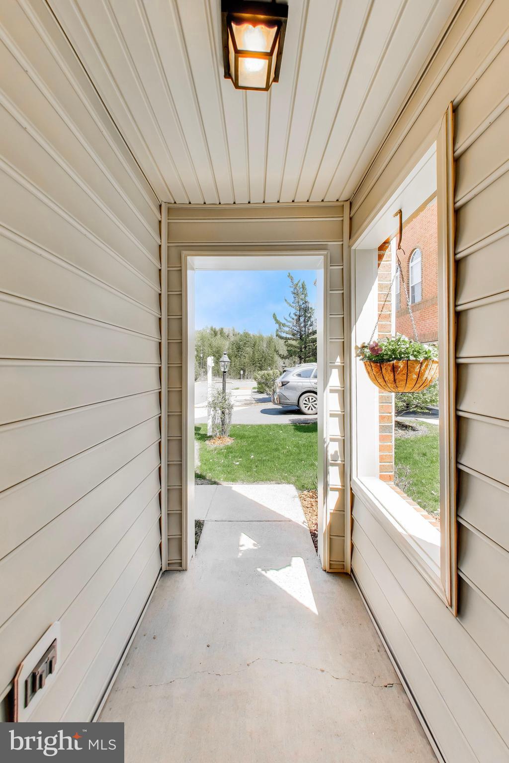 BURKE MILL COVE - Residential