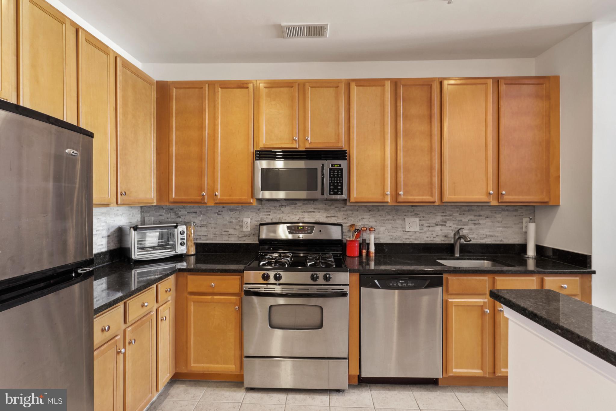 HALSTEAD AT THE METRO - Residential