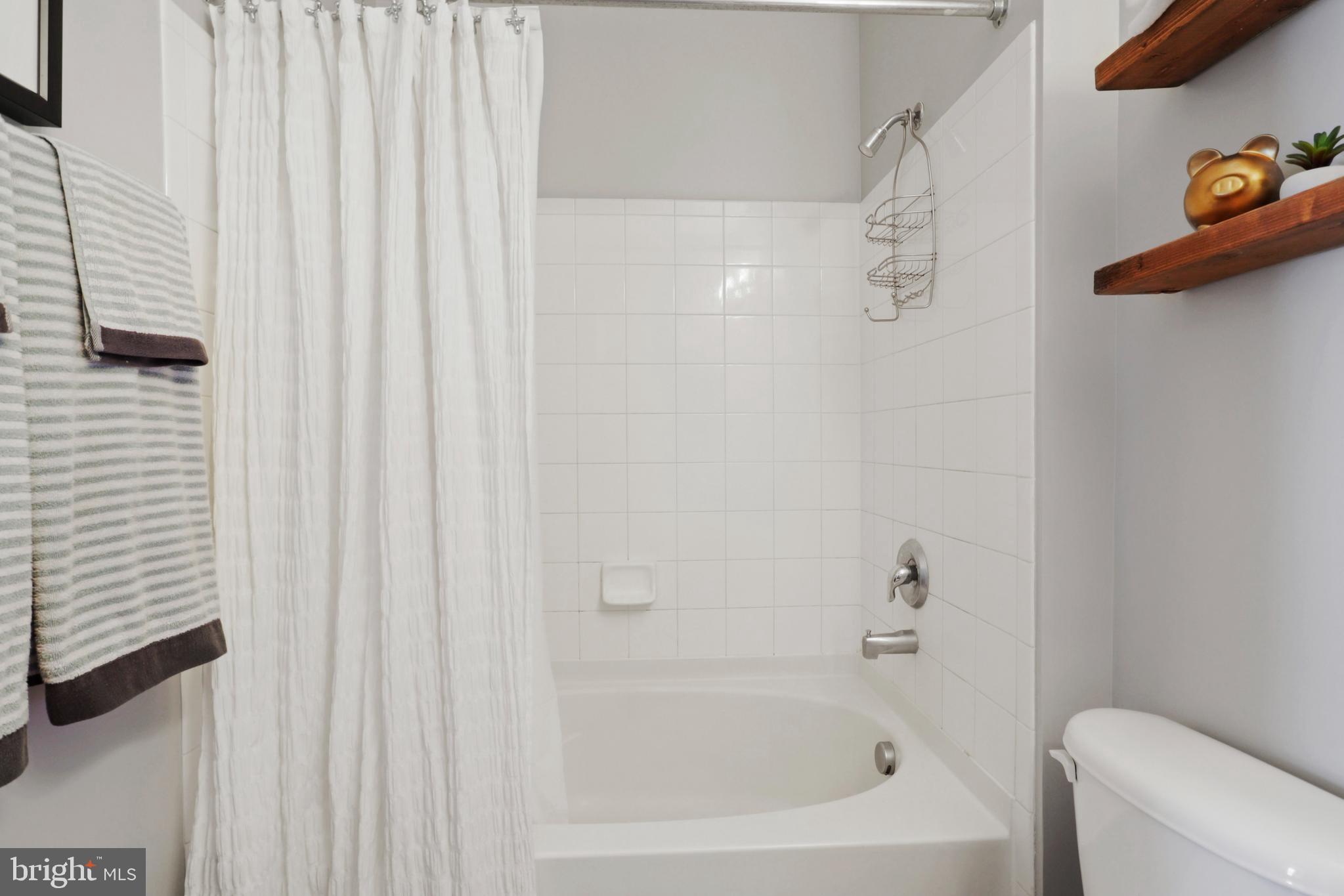 HALSTEAD AT THE METRO - Residential