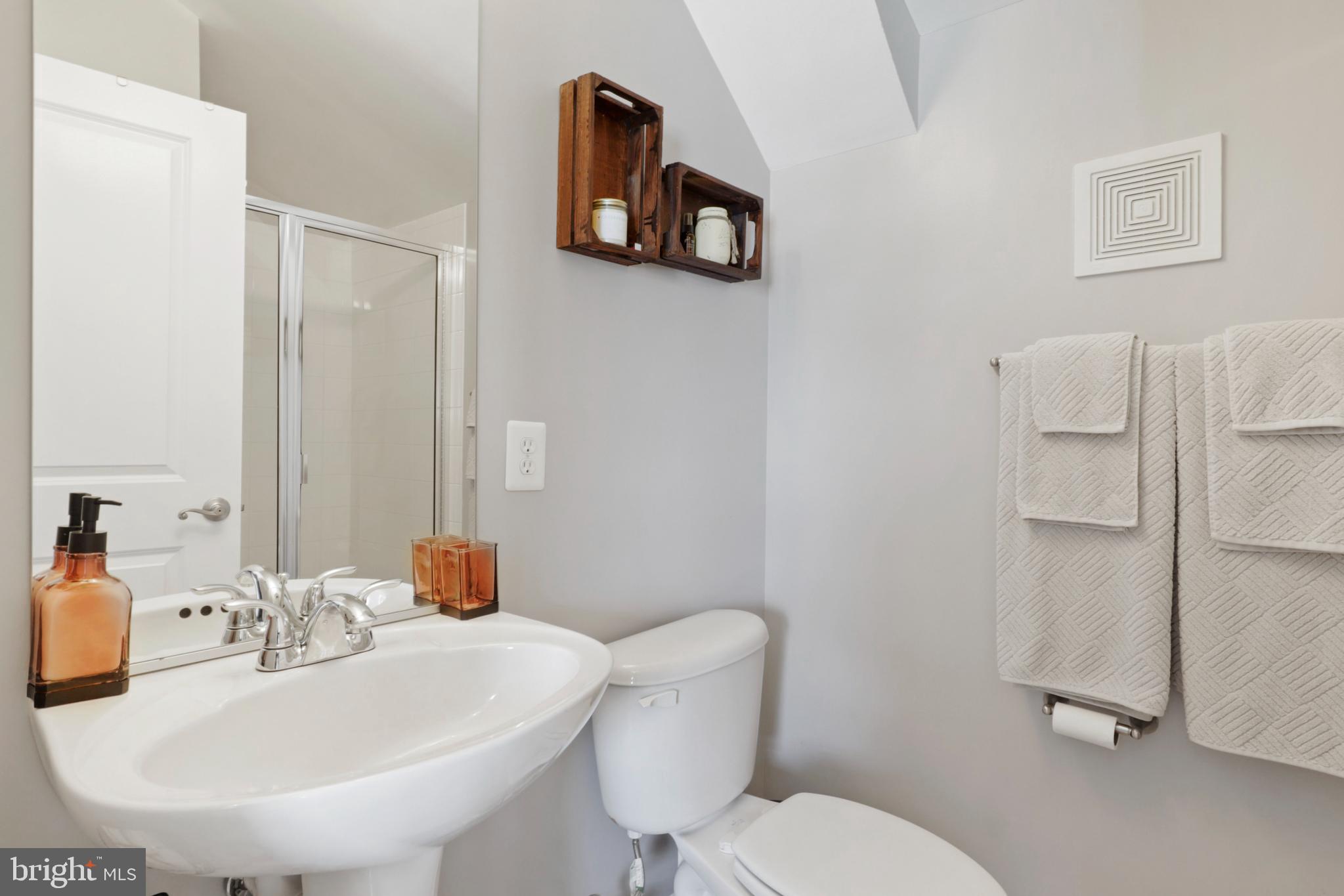 HALSTEAD AT THE METRO - Residential