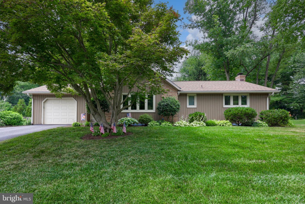 Photo of 2830 Countryside Drive, LANCASTER, PA 17601 (MLS # PALA2088886)