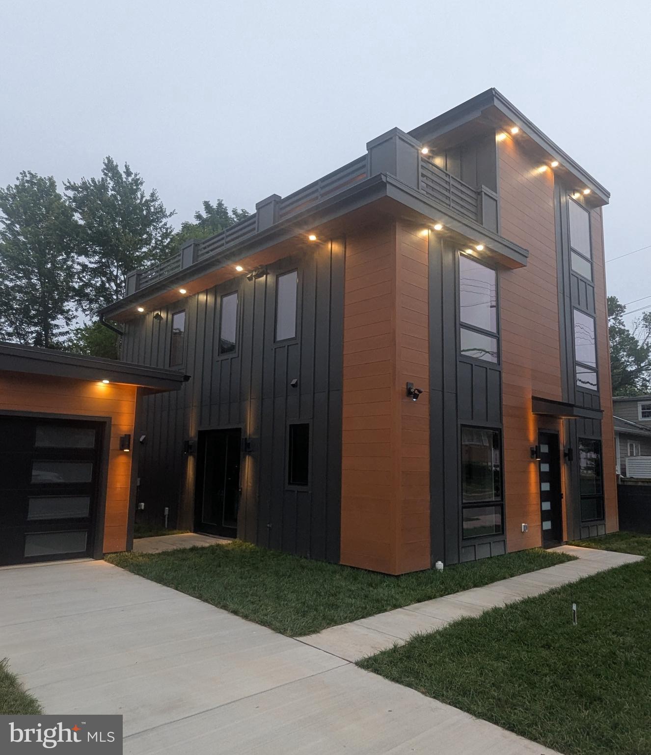 ADDISON HEIGHTS - Residential