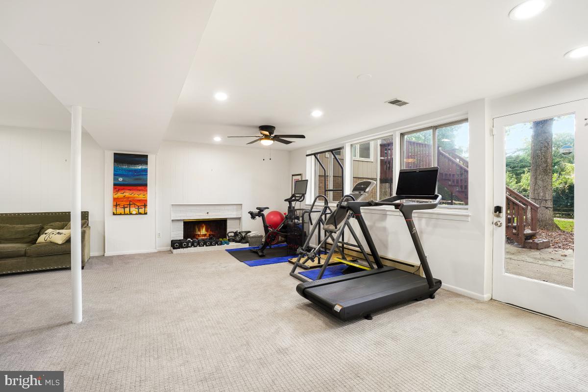 CHARRED OAK ESTATES - Residential