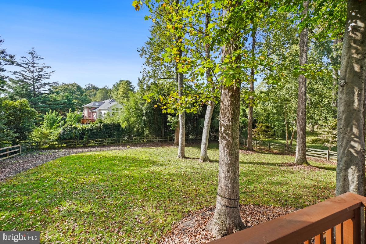 CHARRED OAK ESTATES - Residential