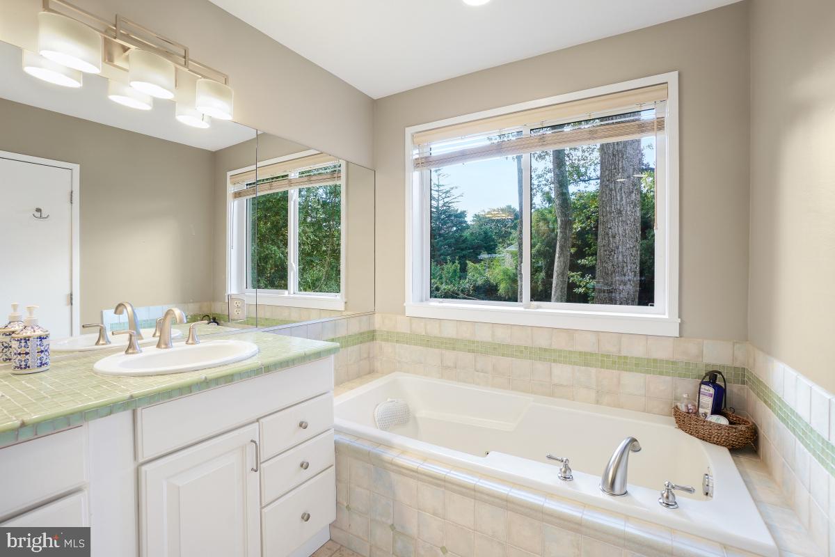 CHARRED OAK ESTATES - Residential