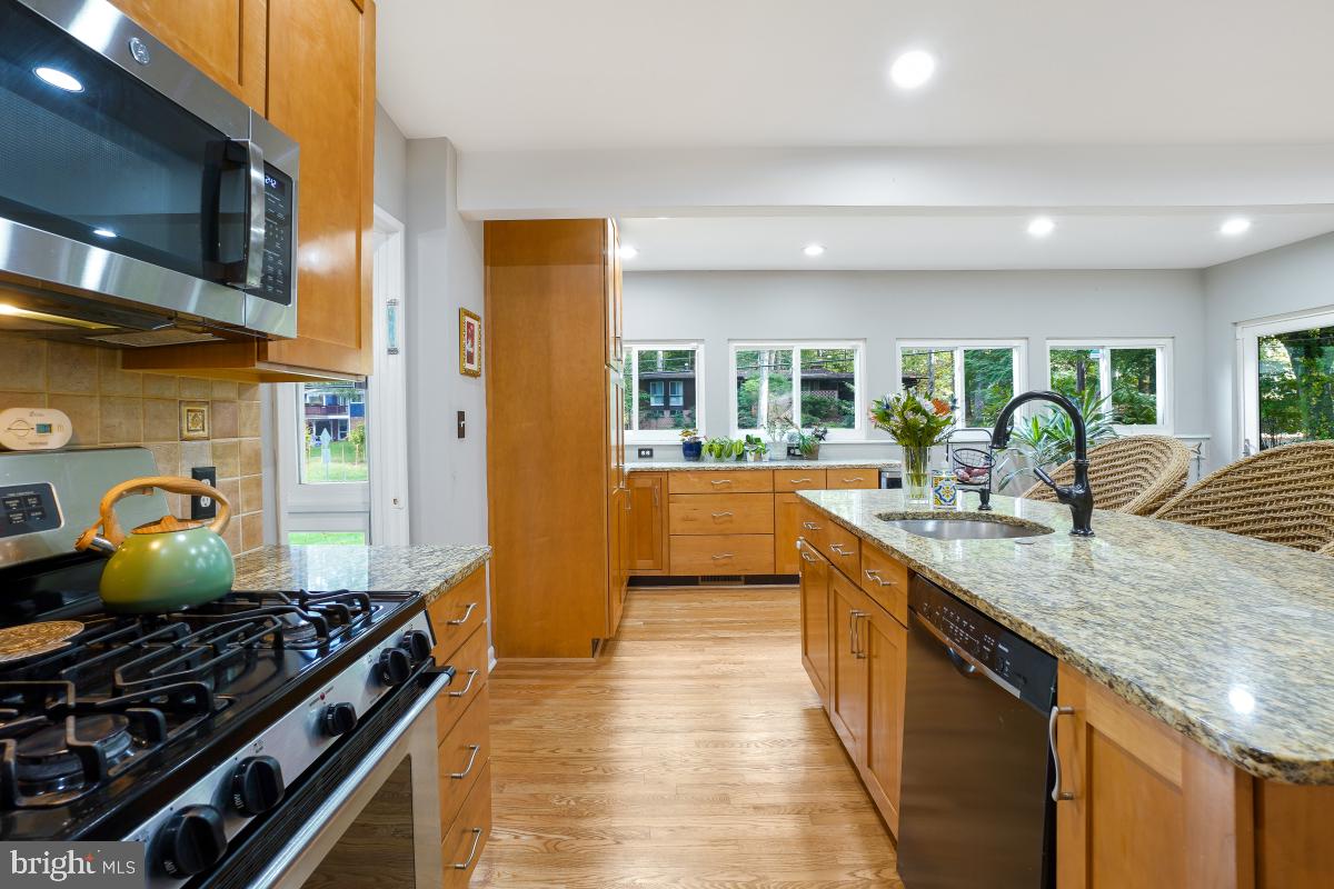 CHARRED OAK ESTATES - Residential