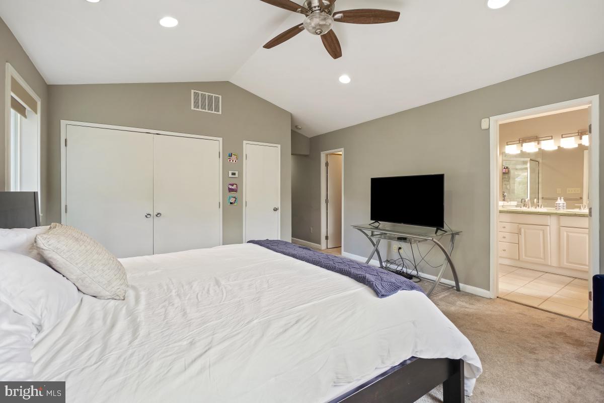 CHARRED OAK ESTATES - Residential