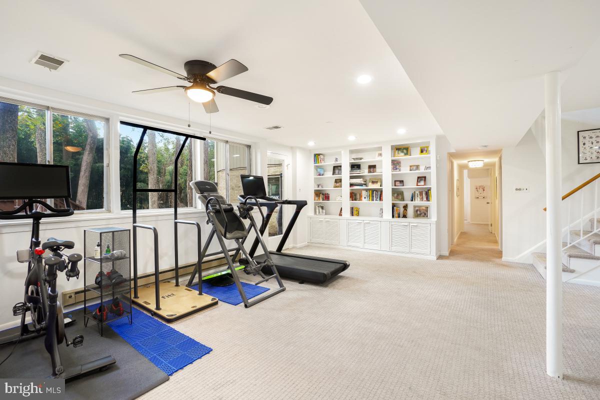 CHARRED OAK ESTATES - Residential