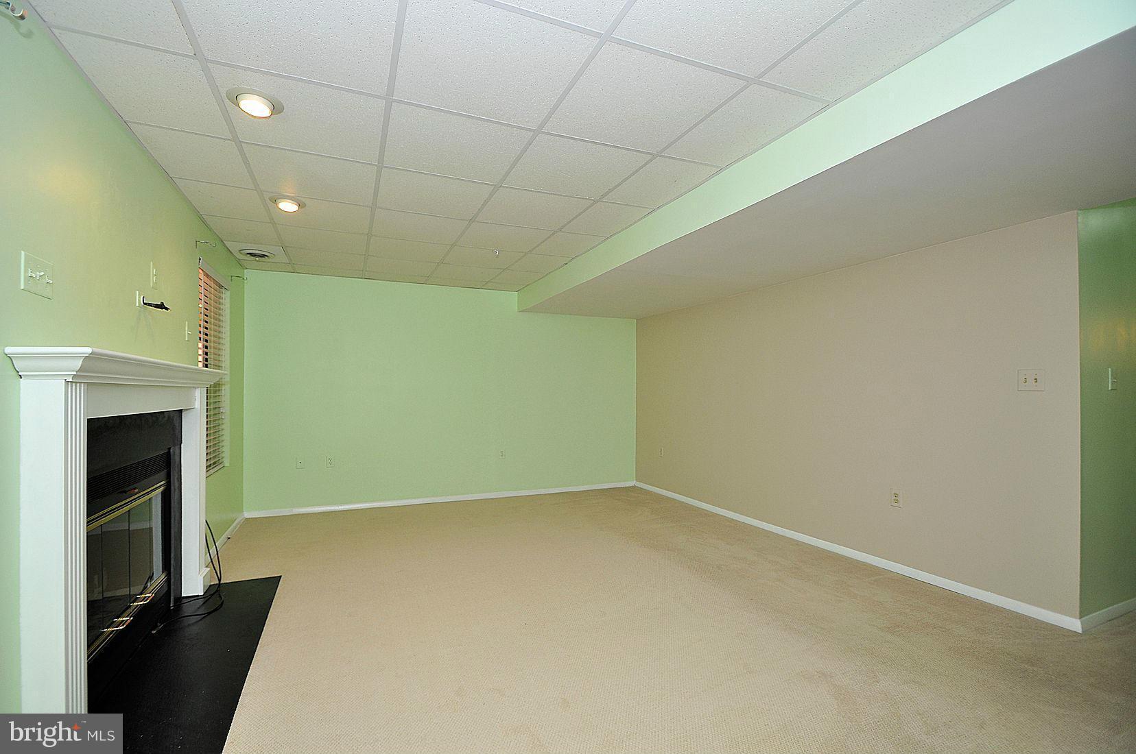 VILLAGE OF HICKORY RIDGE - Residential