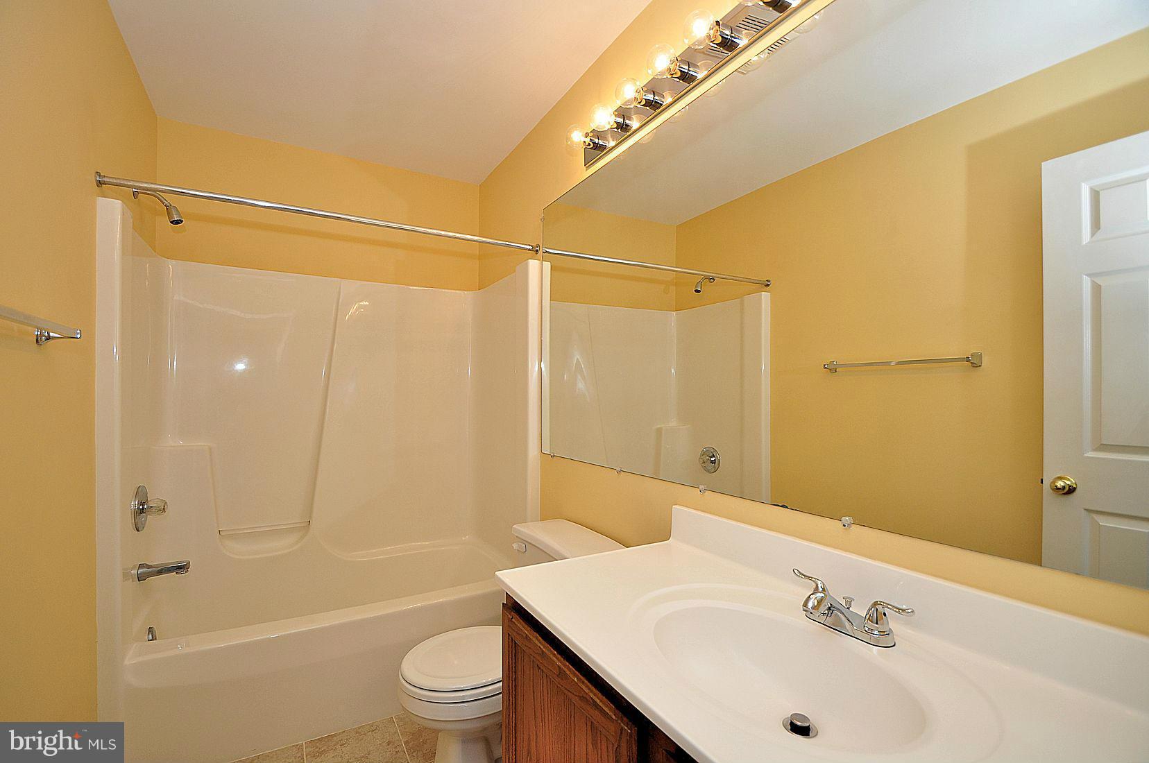 VILLAGE OF HICKORY RIDGE - Residential