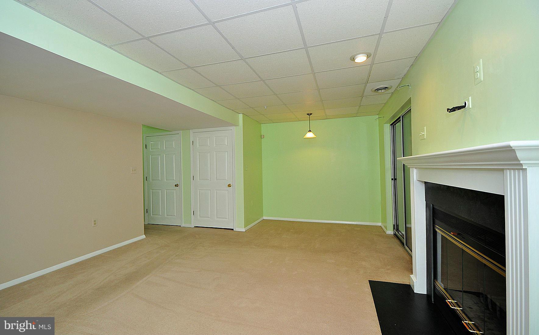 VILLAGE OF HICKORY RIDGE - Residential