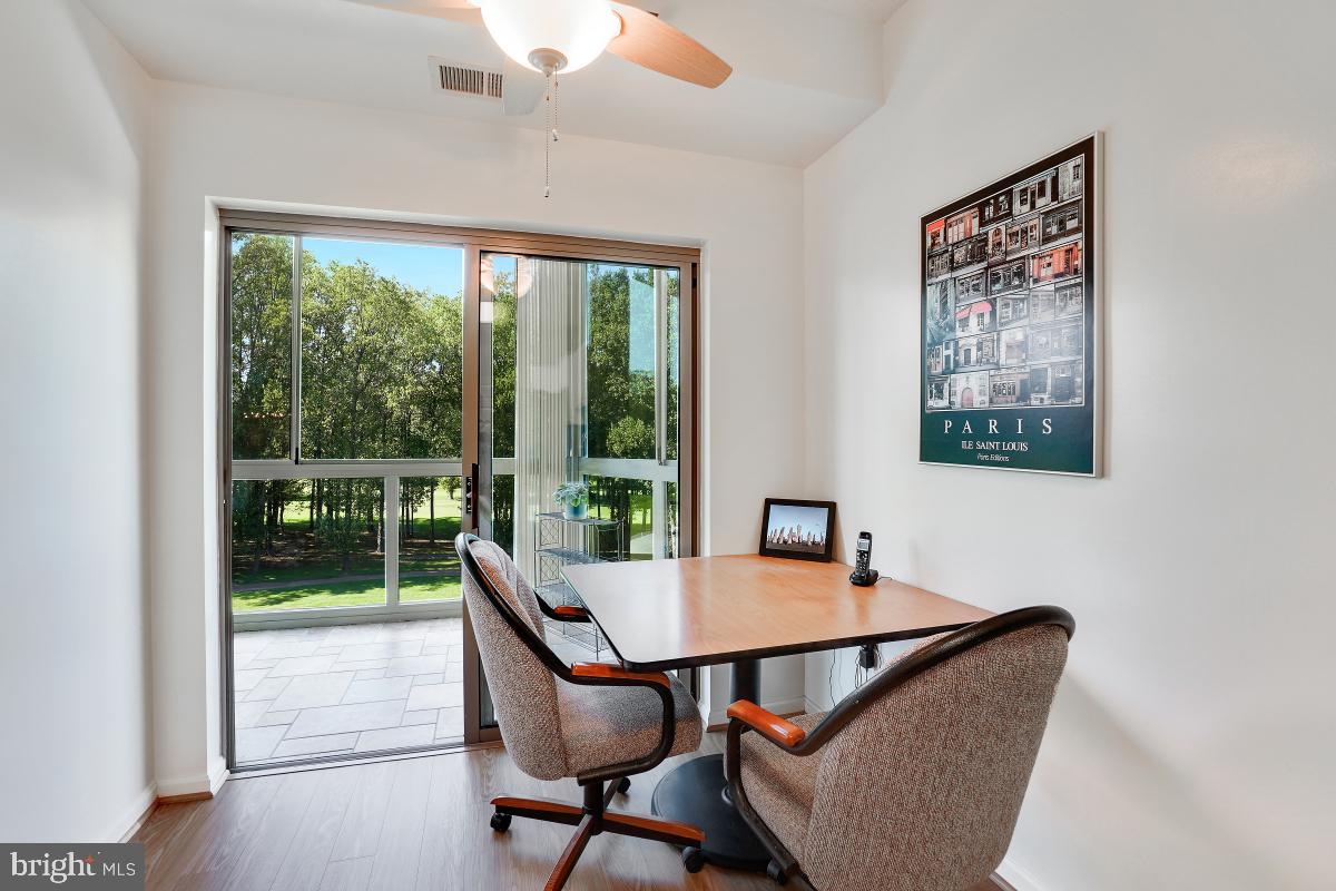 TURNBERRY COURTS AT LEIS - Residential