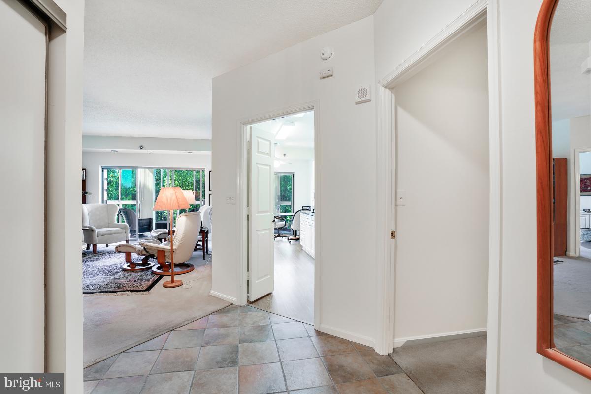 TURNBERRY COURTS AT LEIS - Residential