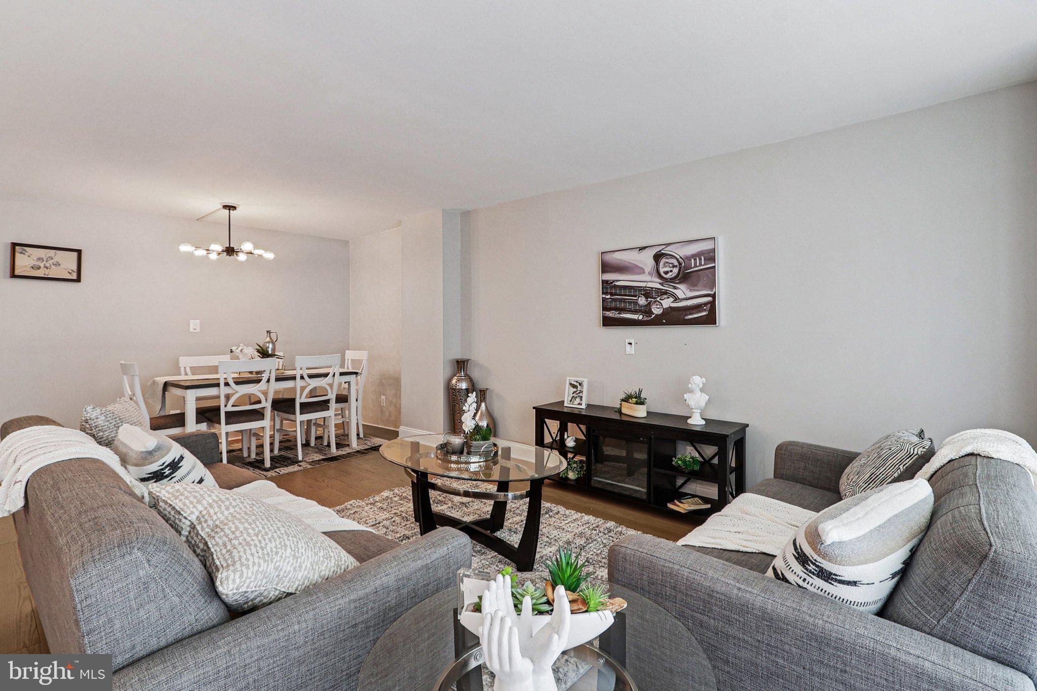 CHEVY CHASE - Residential