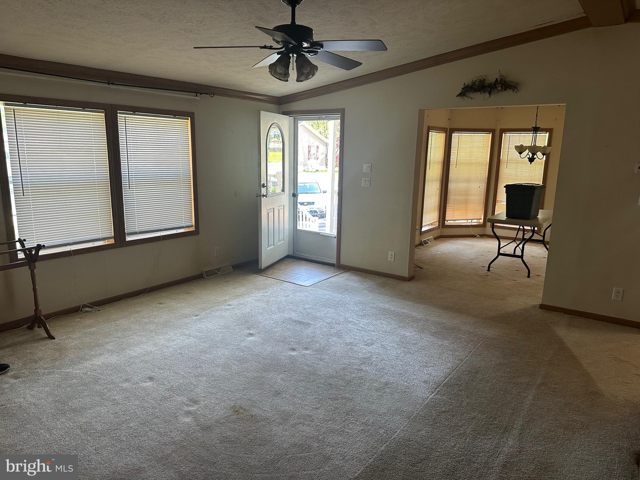 MELODYLAKESCNTRYCLUB - Residential