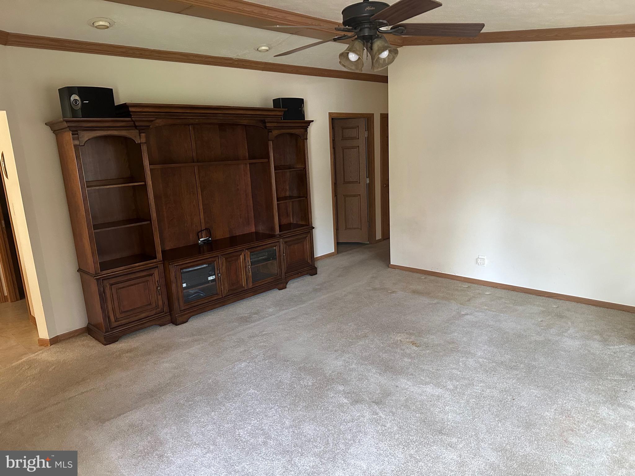 MELODYLAKESCNTRYCLUB - Residential