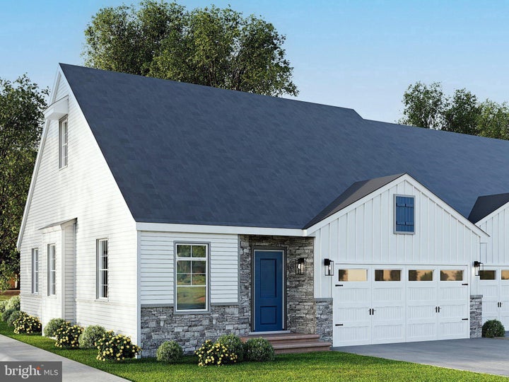 Photo 1 of 22 — 4324 HEATHER LANE 5, COLUMBIA, PA 17512
