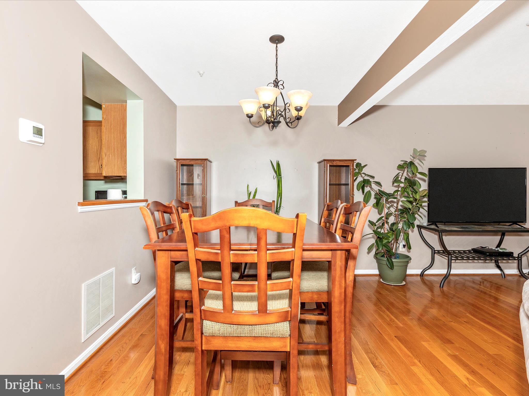 NEW MARKET WEST - Residential