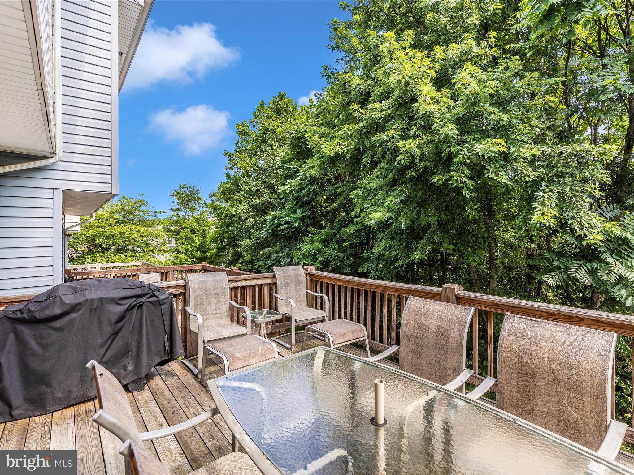 NEW MARKET WEST - Residential