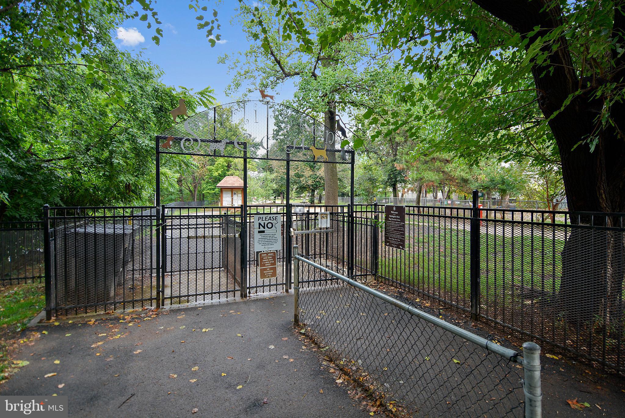 FAIRLINGTON MEWS - Residential