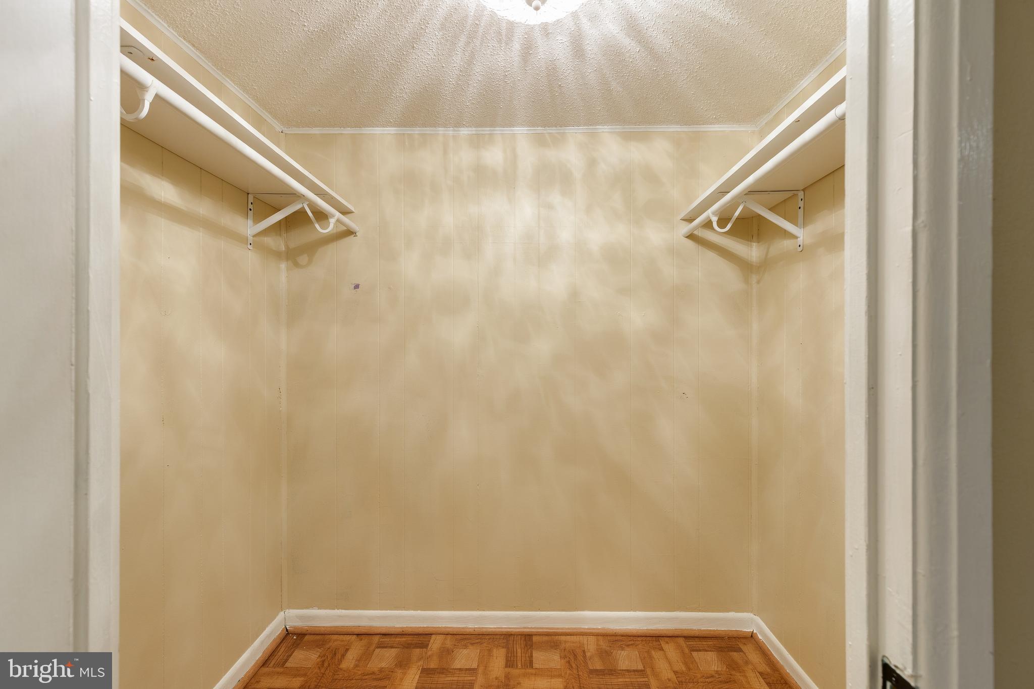 FAIRLINGTON MEWS - Residential