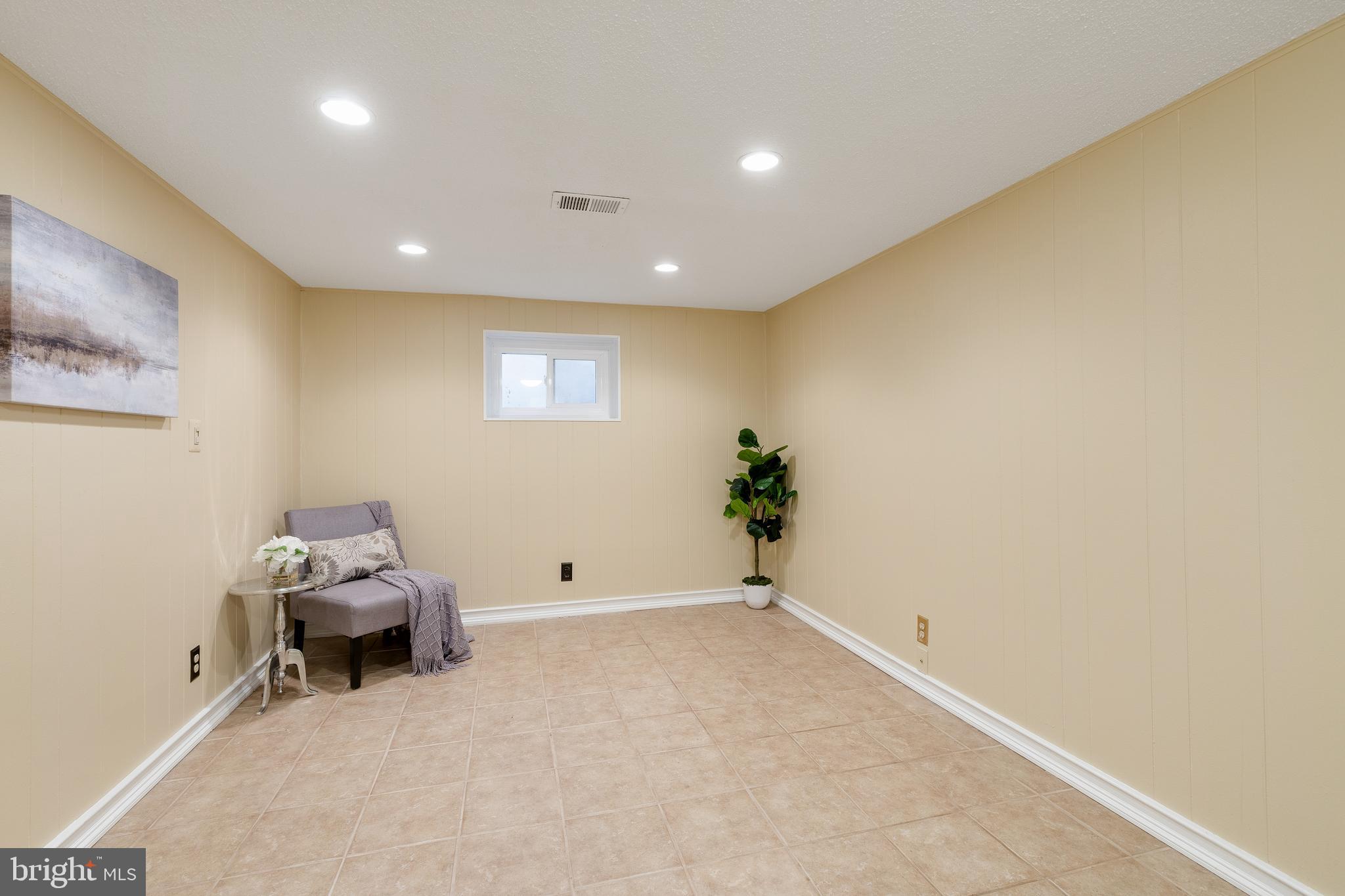 FAIRLINGTON MEWS - Residential