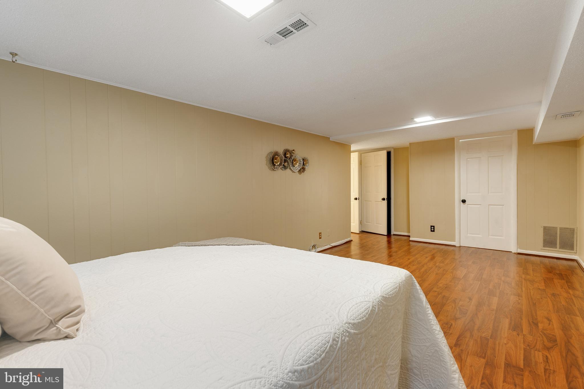 FAIRLINGTON MEWS - Residential