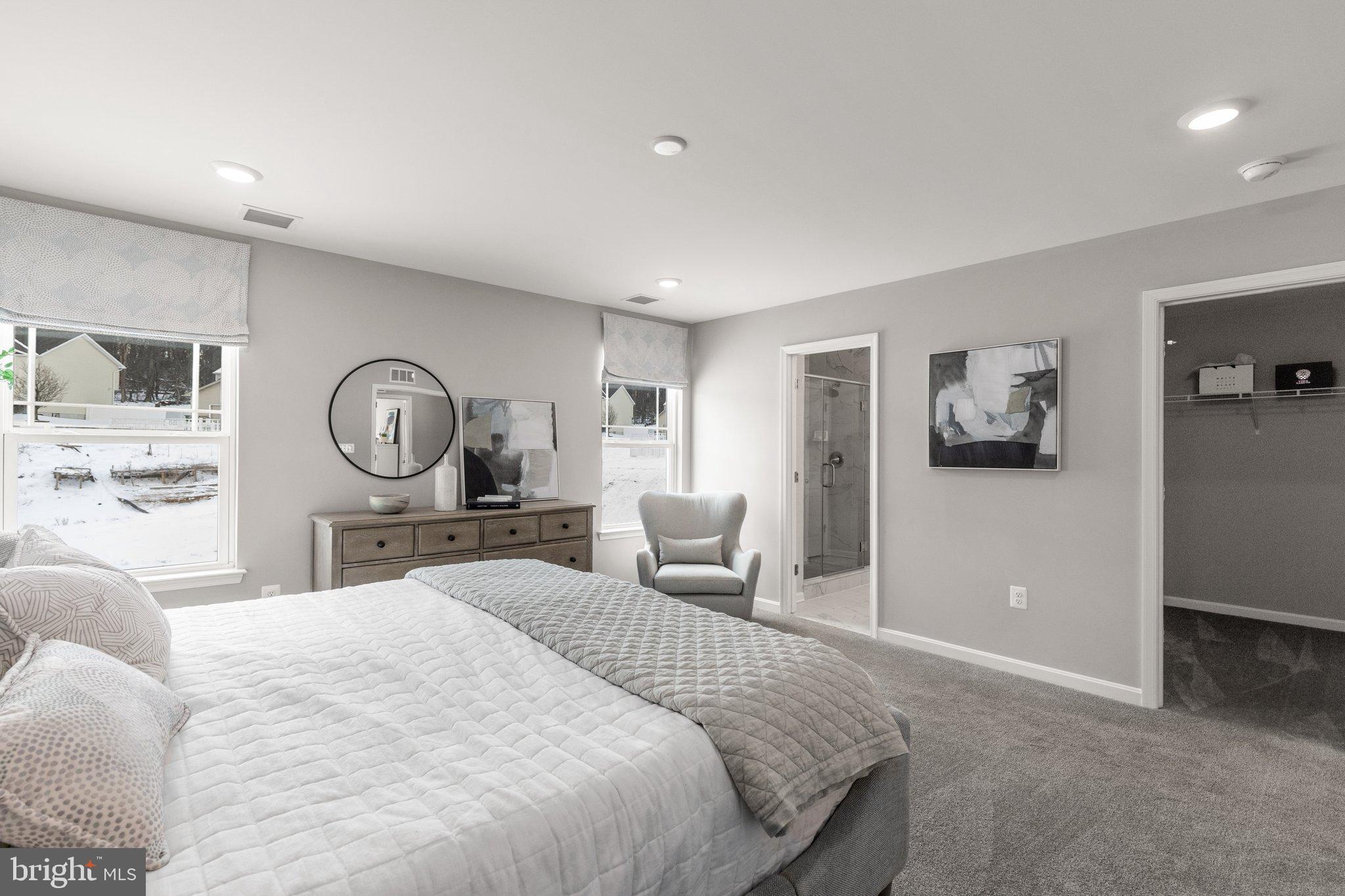 LEXINGTON ESTATES - Residential