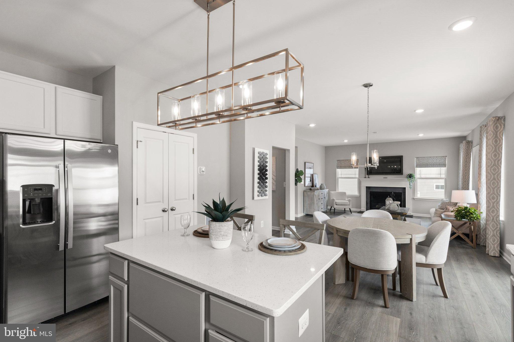 LEXINGTON ESTATES - Residential