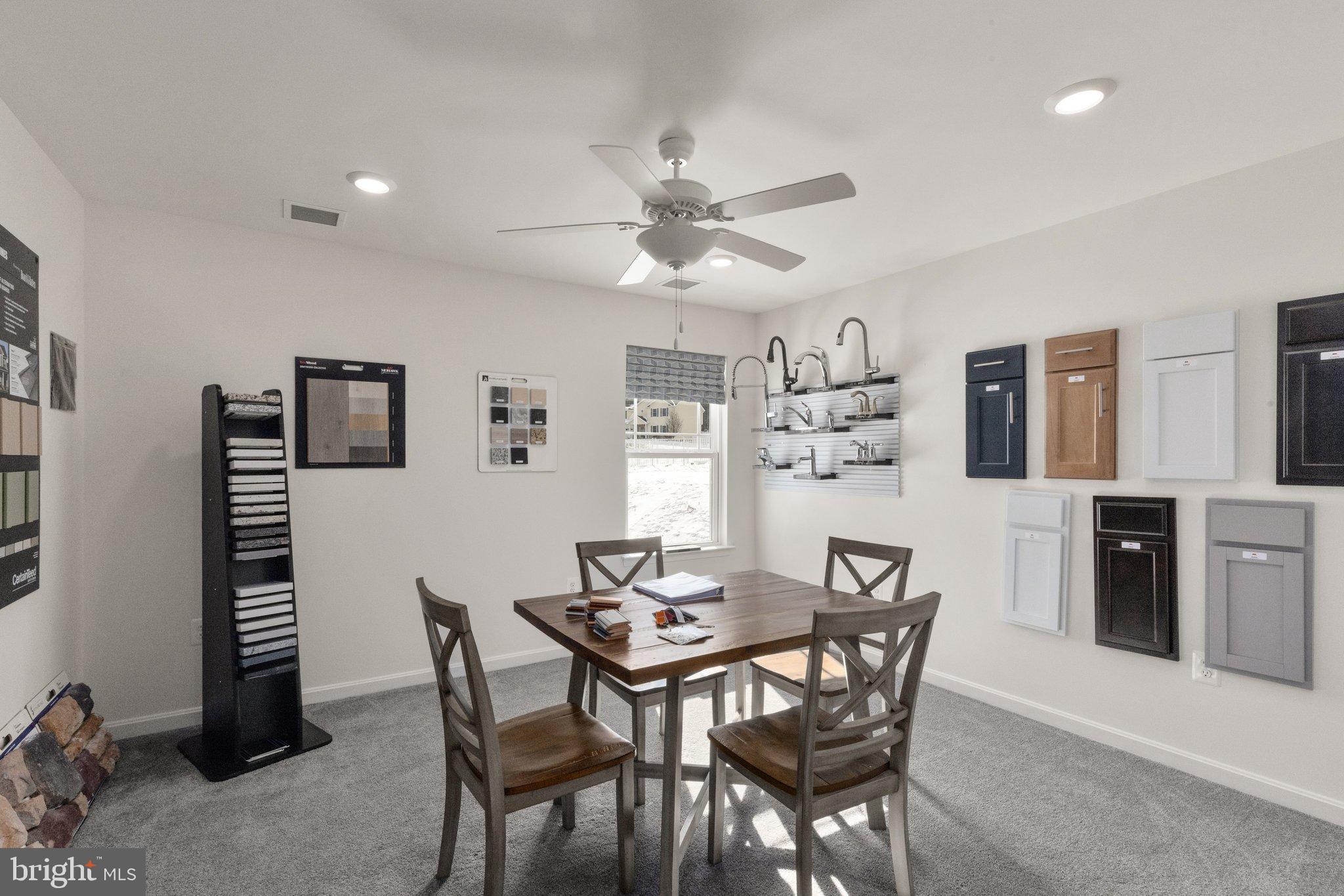 LEXINGTON ESTATES - Residential