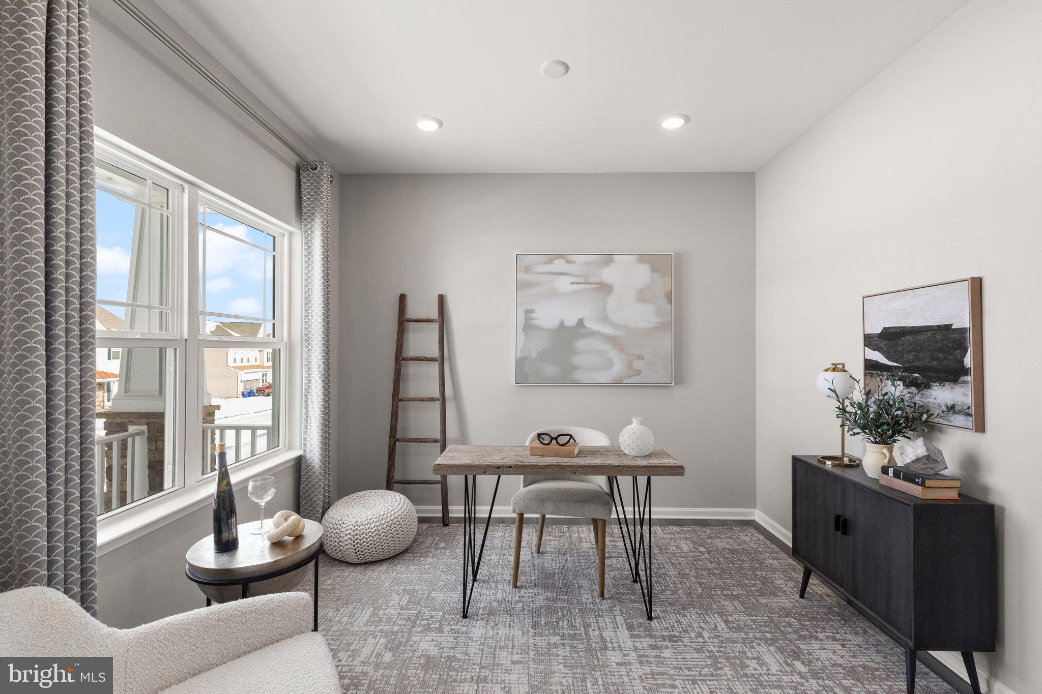 LEXINGTON ESTATES - Residential