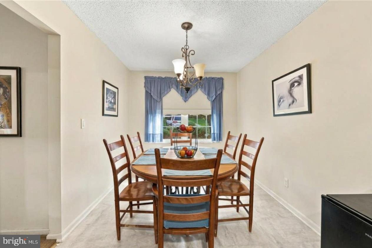735 S MAIN ROAD 48