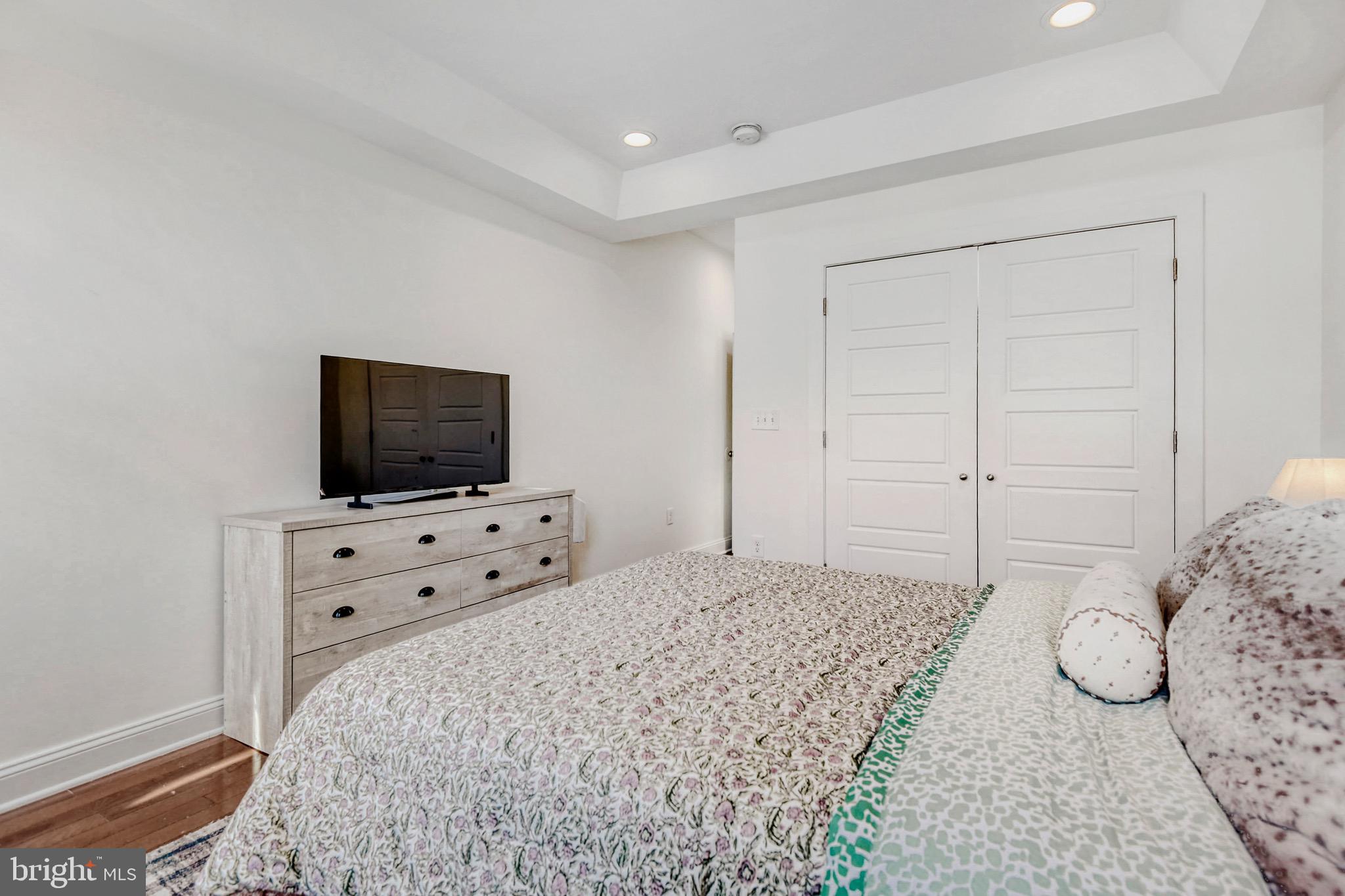 HAMPDEN HISTORIC DISTRICT - Residential