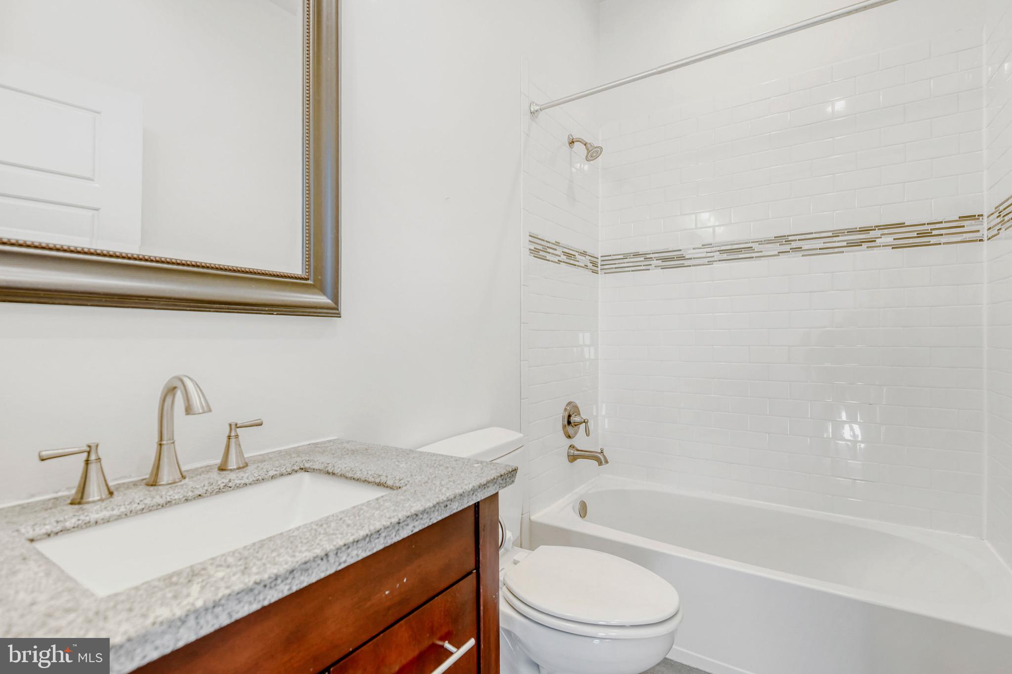 HAMPDEN HISTORIC DISTRICT - Residential