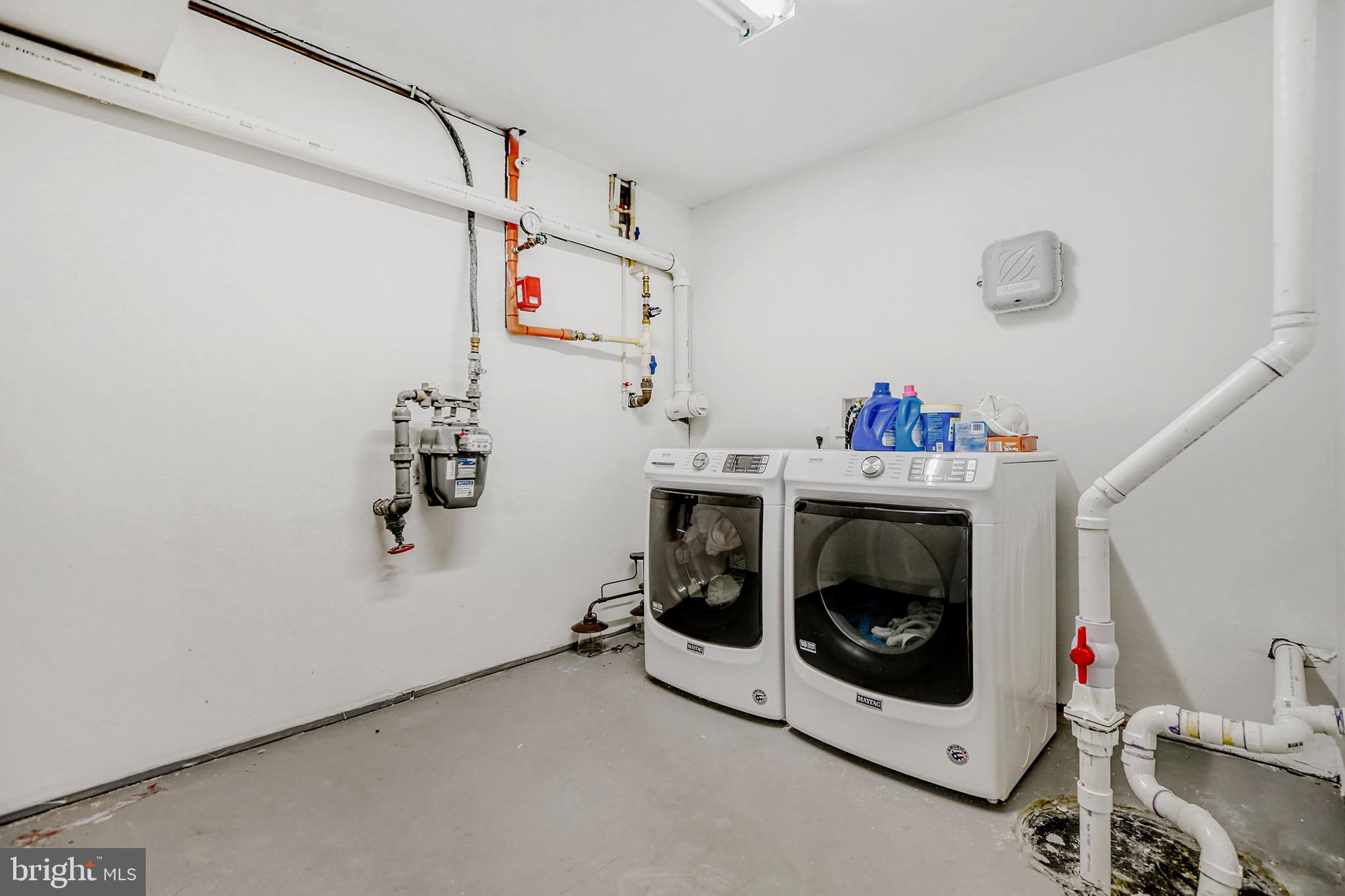 HAMPDEN HISTORIC DISTRICT - Residential