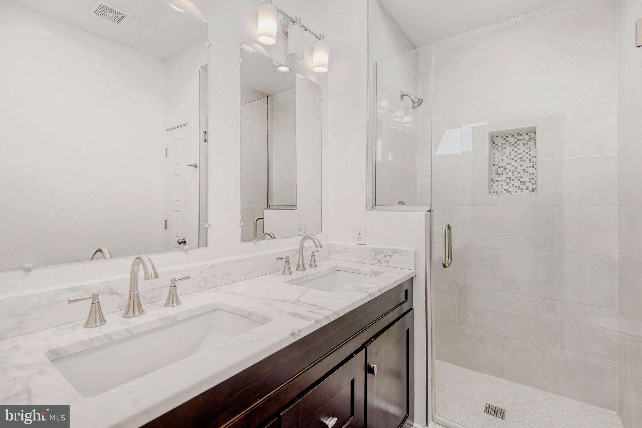 HAMPDEN HISTORIC DISTRICT - Residential