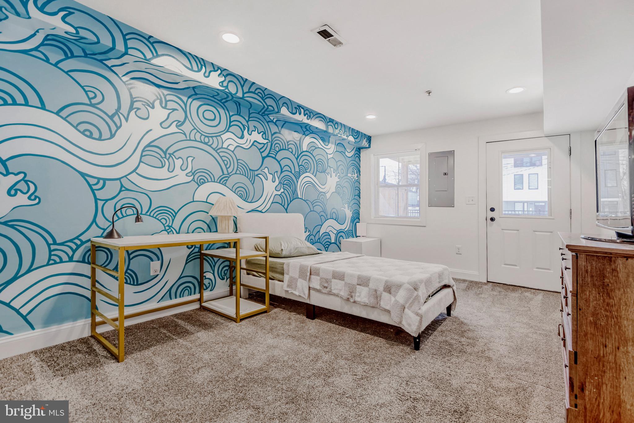 HAMPDEN HISTORIC DISTRICT - Residential