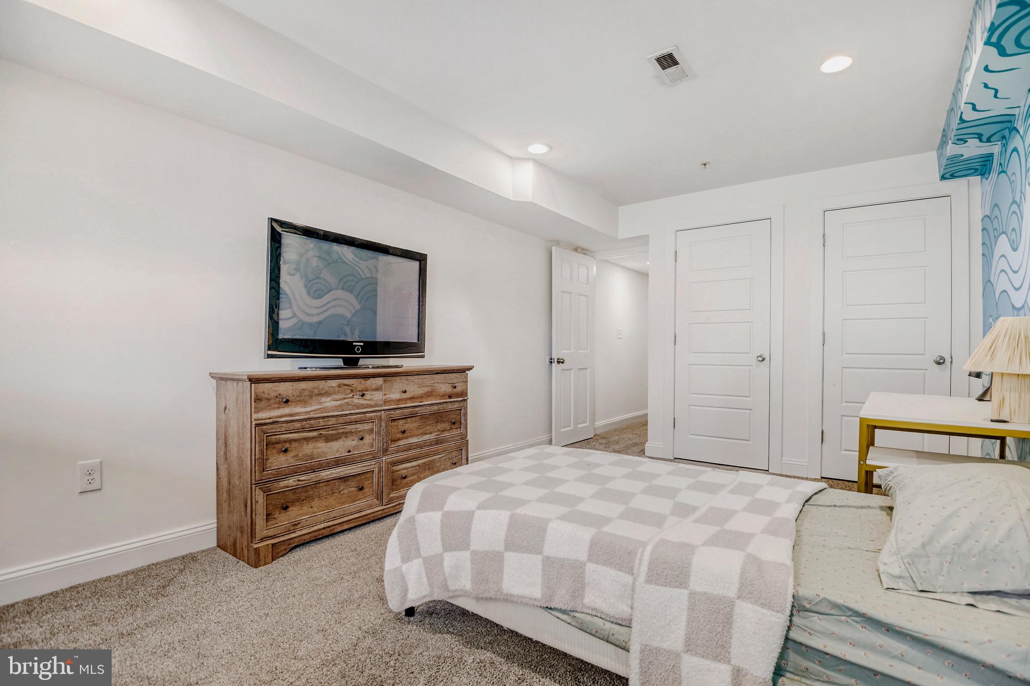 HAMPDEN HISTORIC DISTRICT - Residential