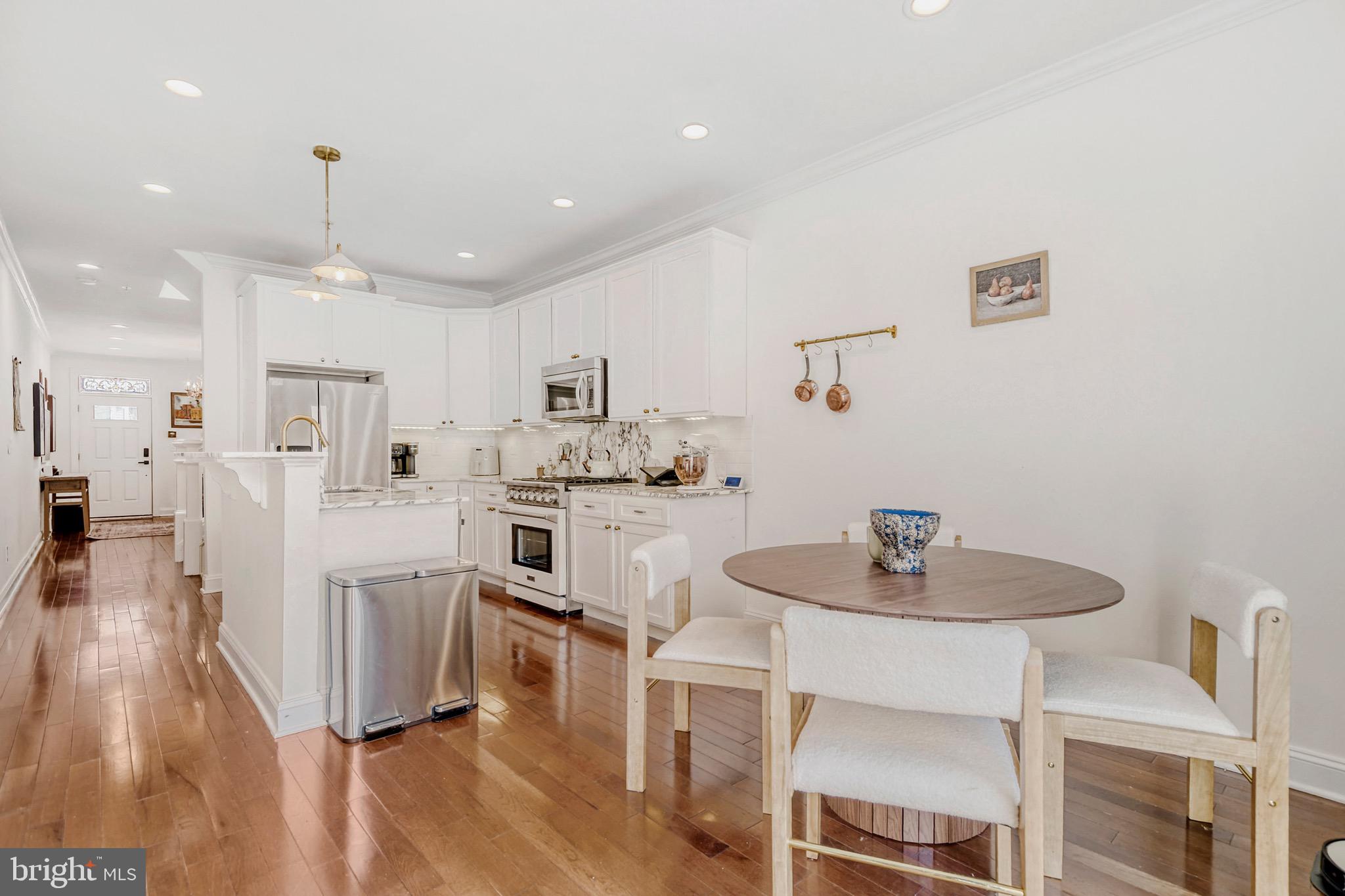 HAMPDEN HISTORIC DISTRICT - Residential