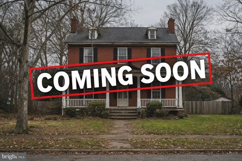 251 E E GRANT STREET GREENCASTLE PA 17225