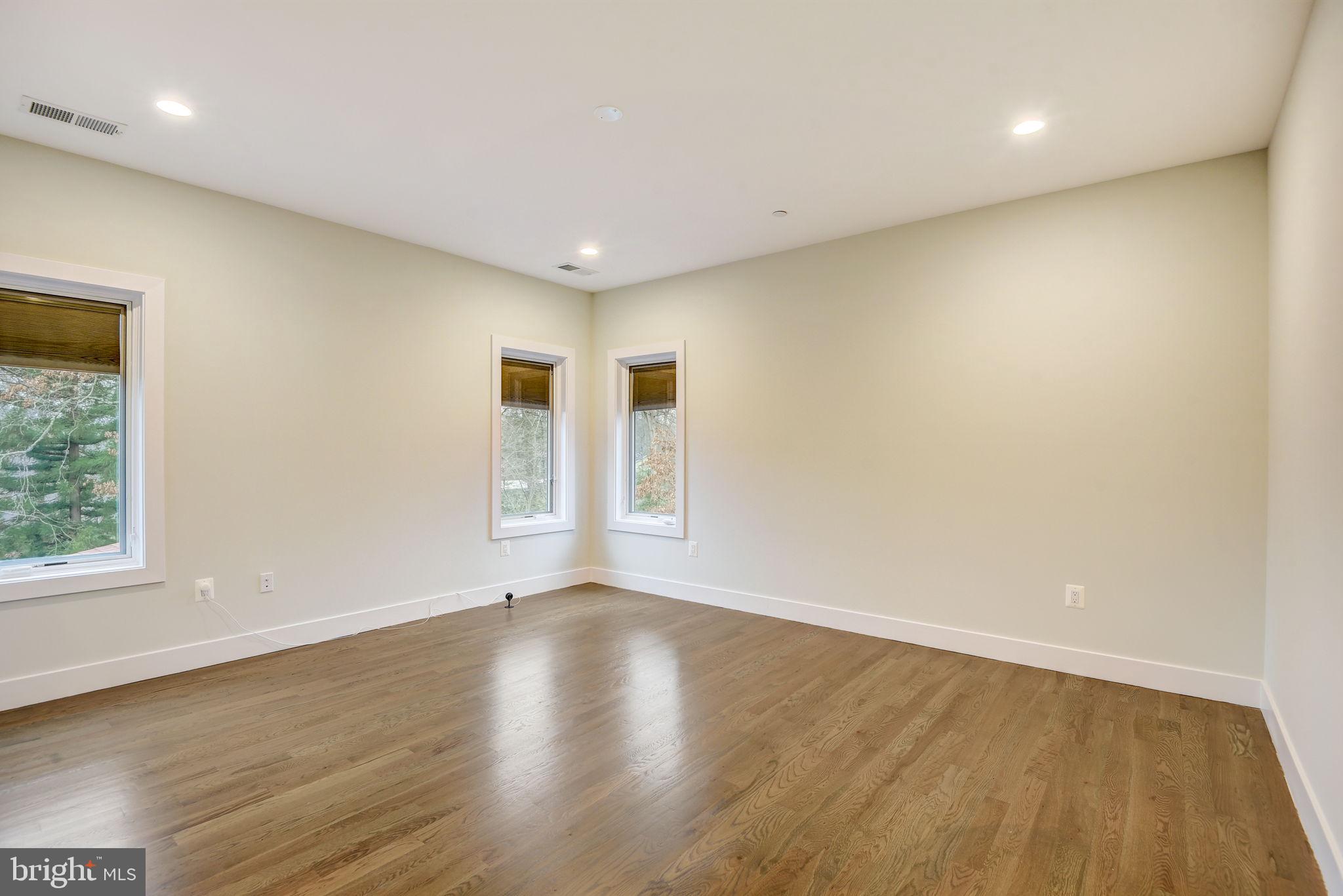 CONGRESSIONAL FOREST - Residential