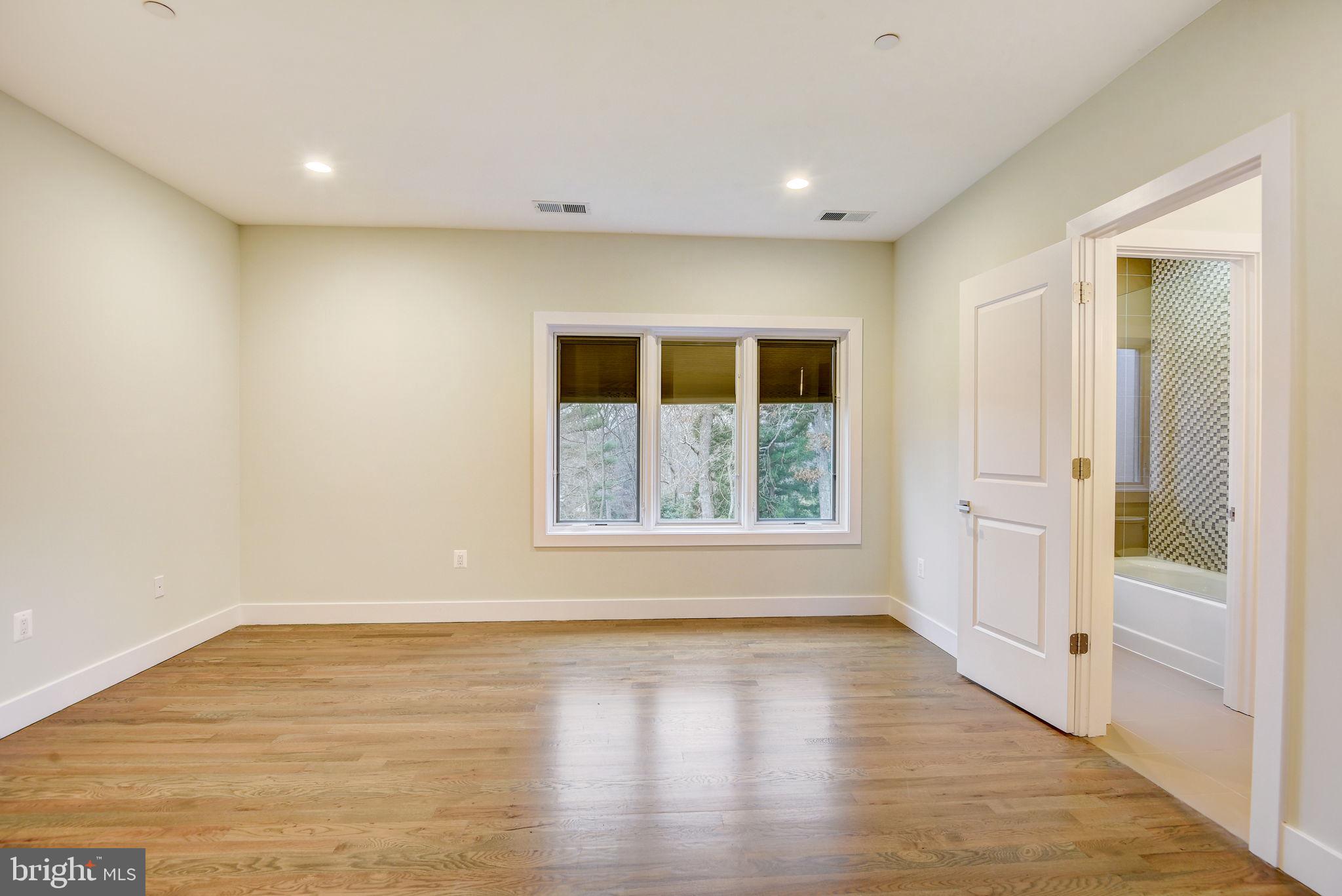 CONGRESSIONAL FOREST - Residential