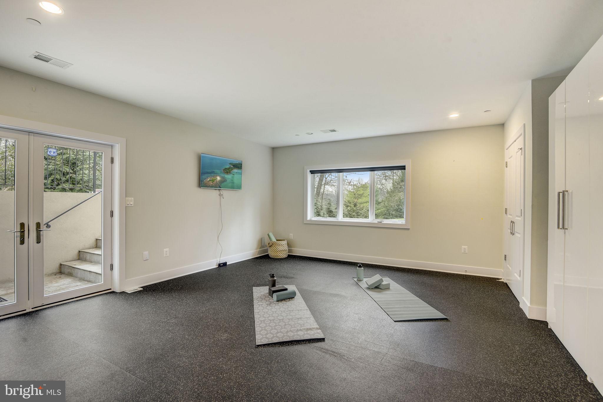 CONGRESSIONAL FOREST - Residential