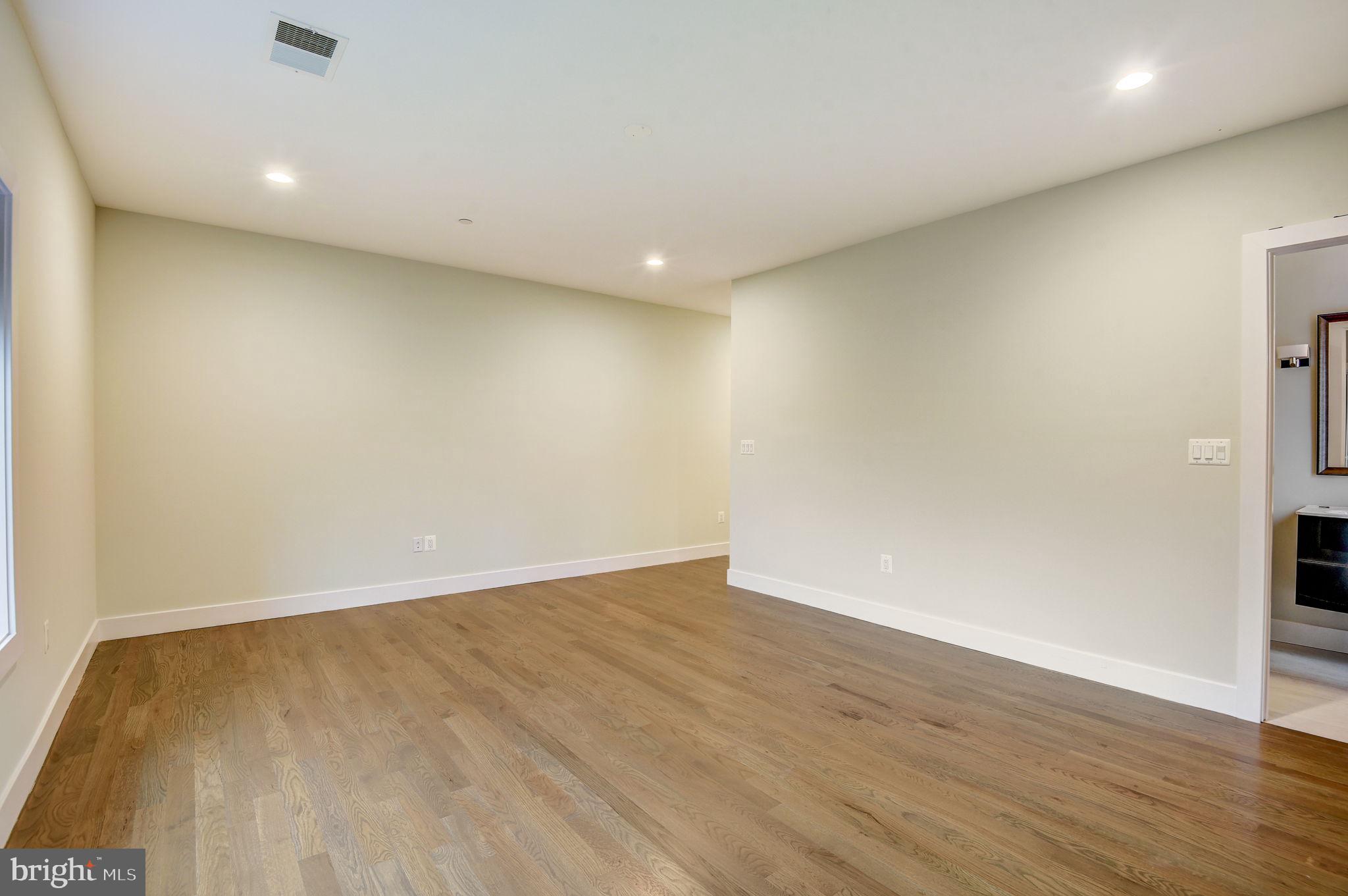 CONGRESSIONAL FOREST - Residential