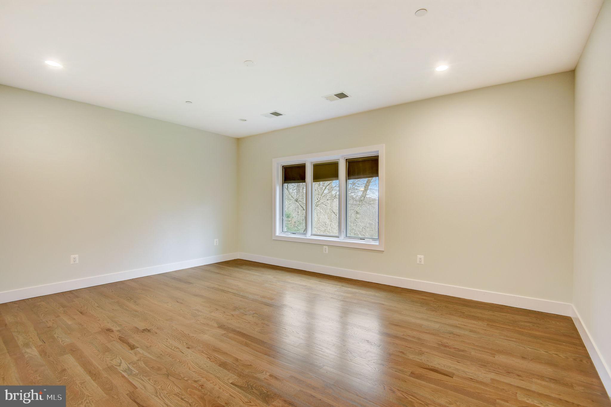 CONGRESSIONAL FOREST - Residential