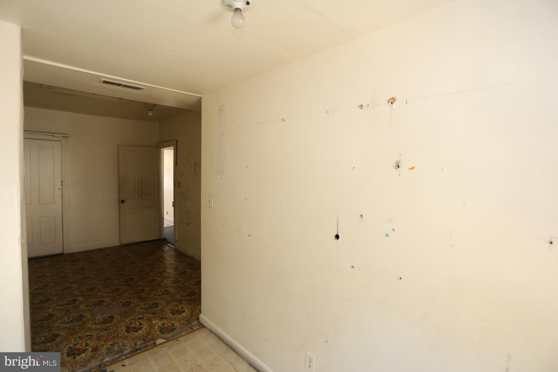 WASHINGTON VILLAGE - Residential