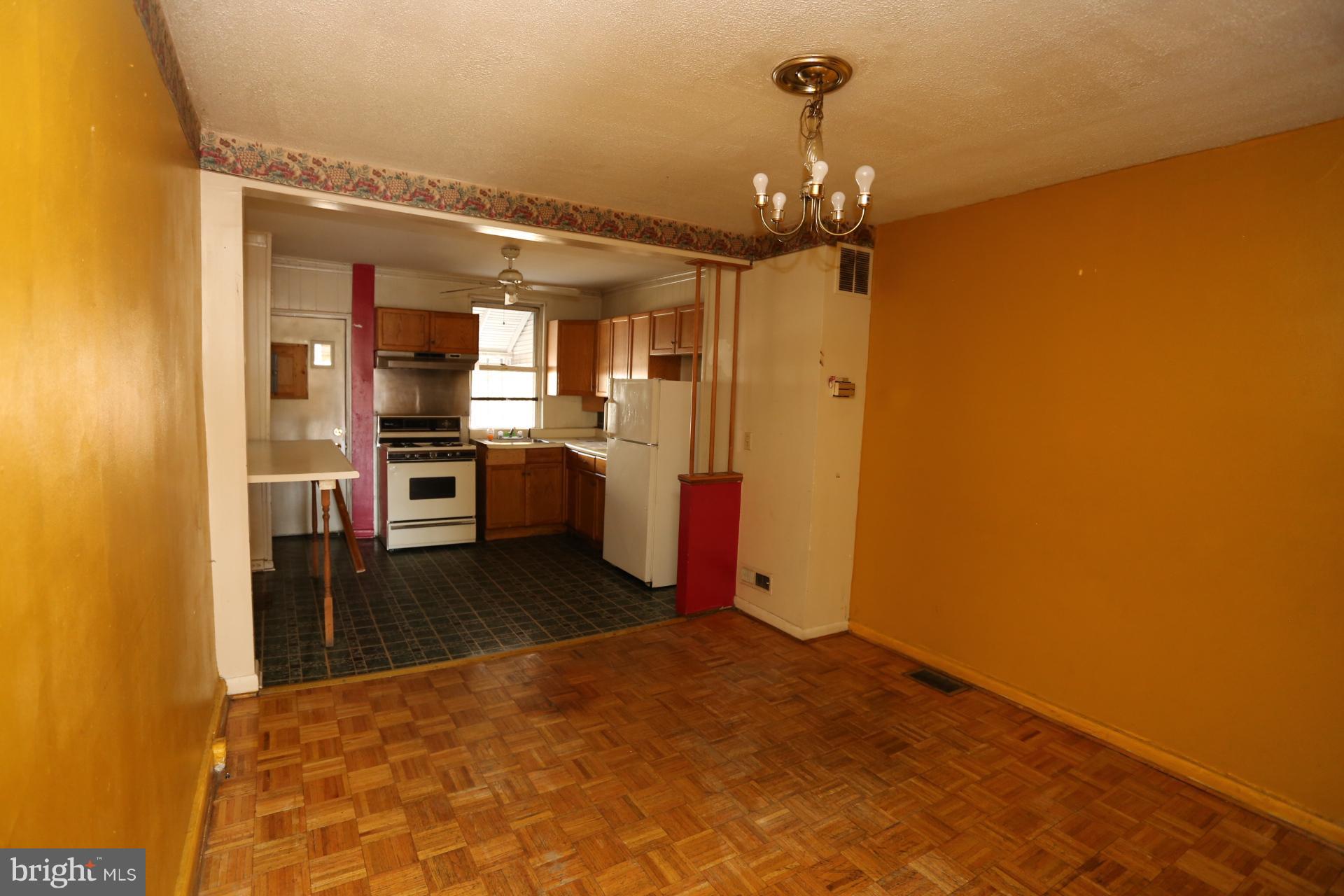 WASHINGTON VILLAGE - Residential